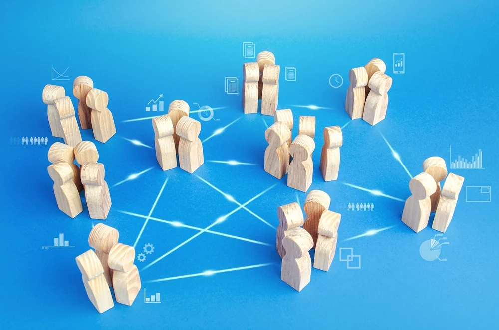 Top 8 benefits of hiring via professional staffing companies