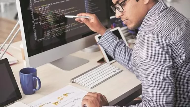 Salary hikes of major IT companies take a back seat amid weak demand